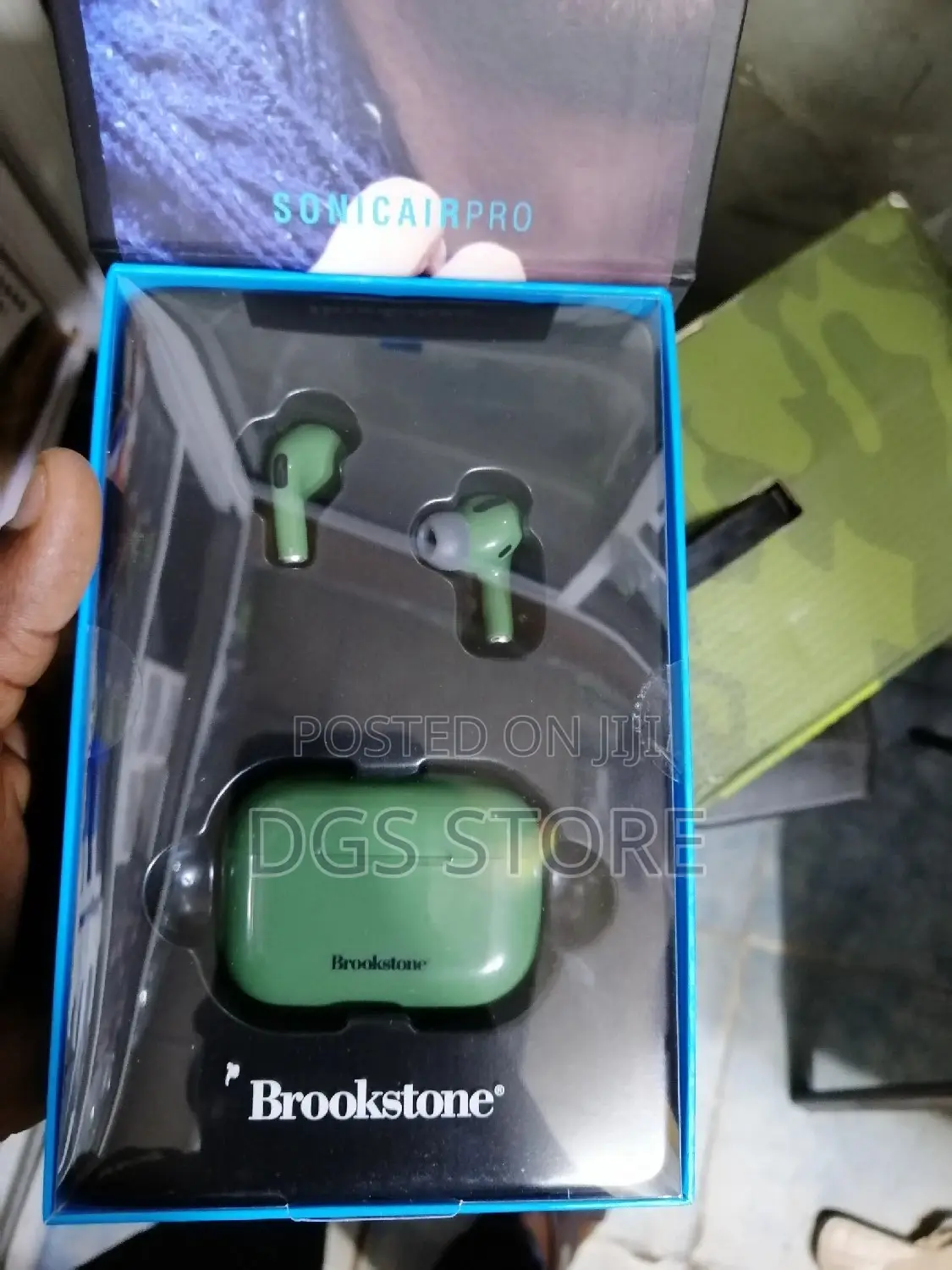 Brookstone Sonic Air Pro Bluetooth Earbud
