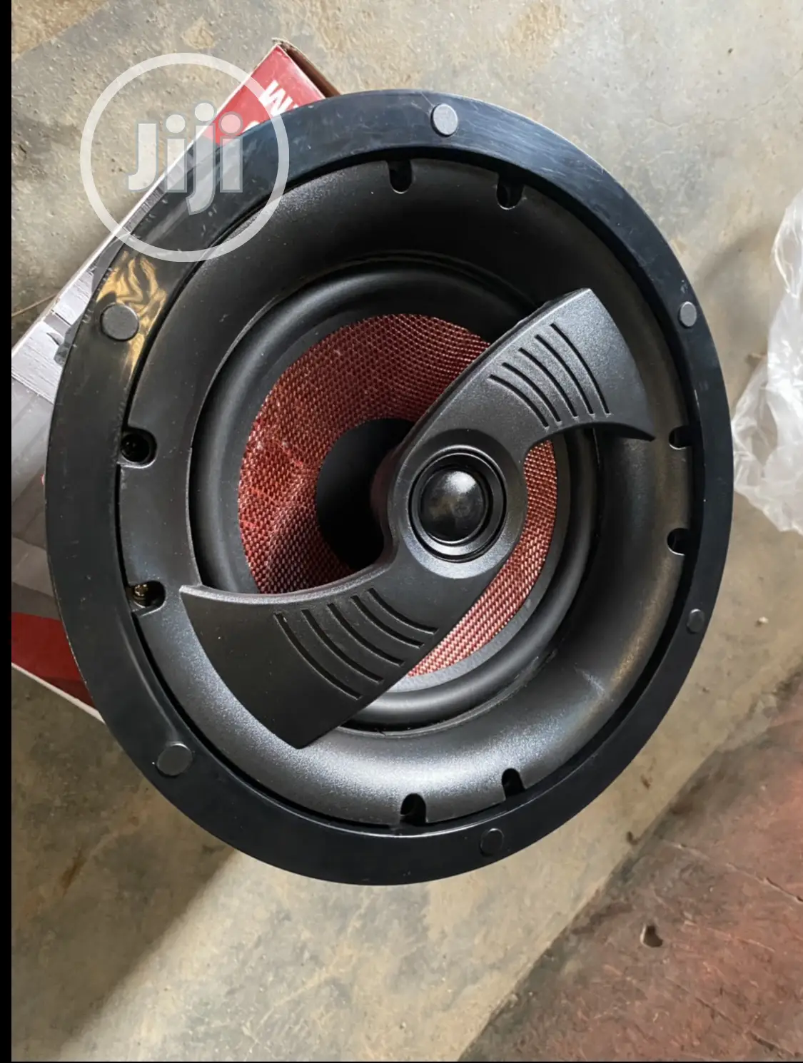 50 Watts Ceiling Speakers With Bass Sound Production
