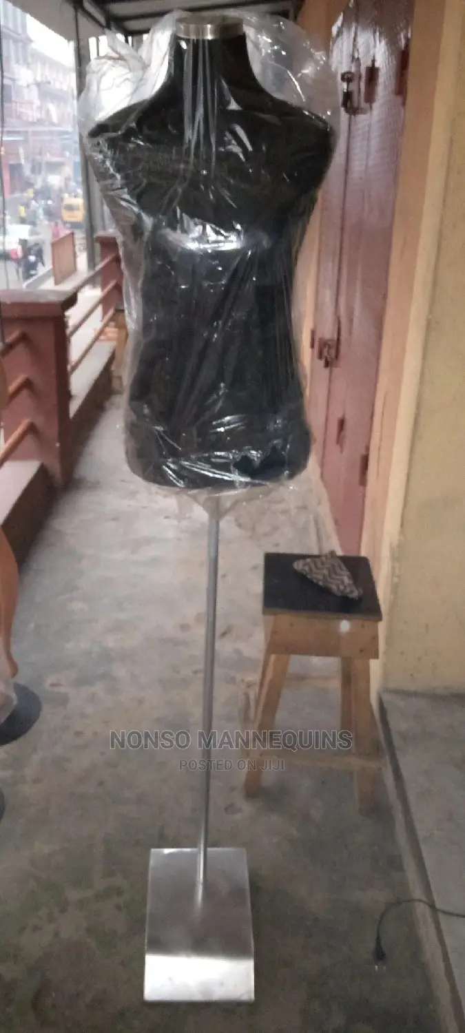 Female Pinnable Size 8 Black Dressform