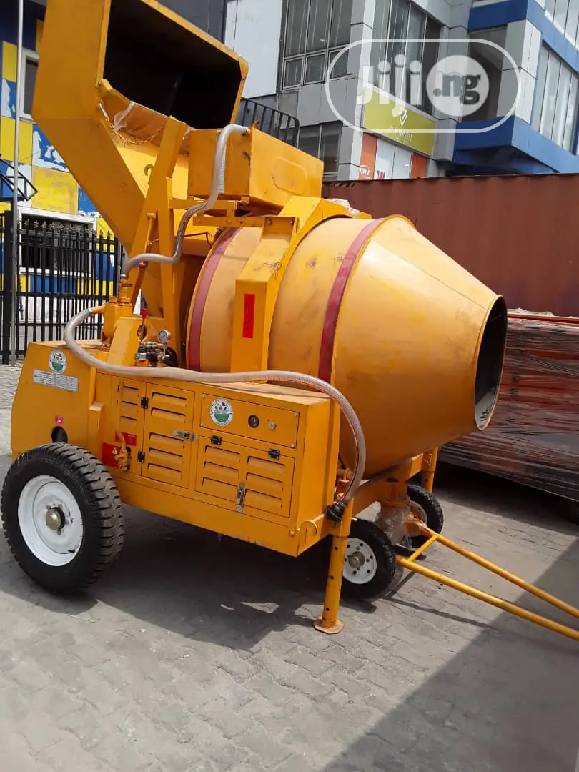 Hydraulic Reversible Drum Selfload Concrete Mixer