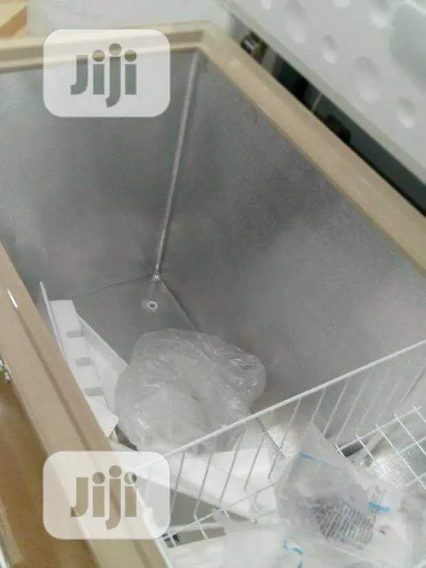 Complete Skyrun 350litre Chest Freezer