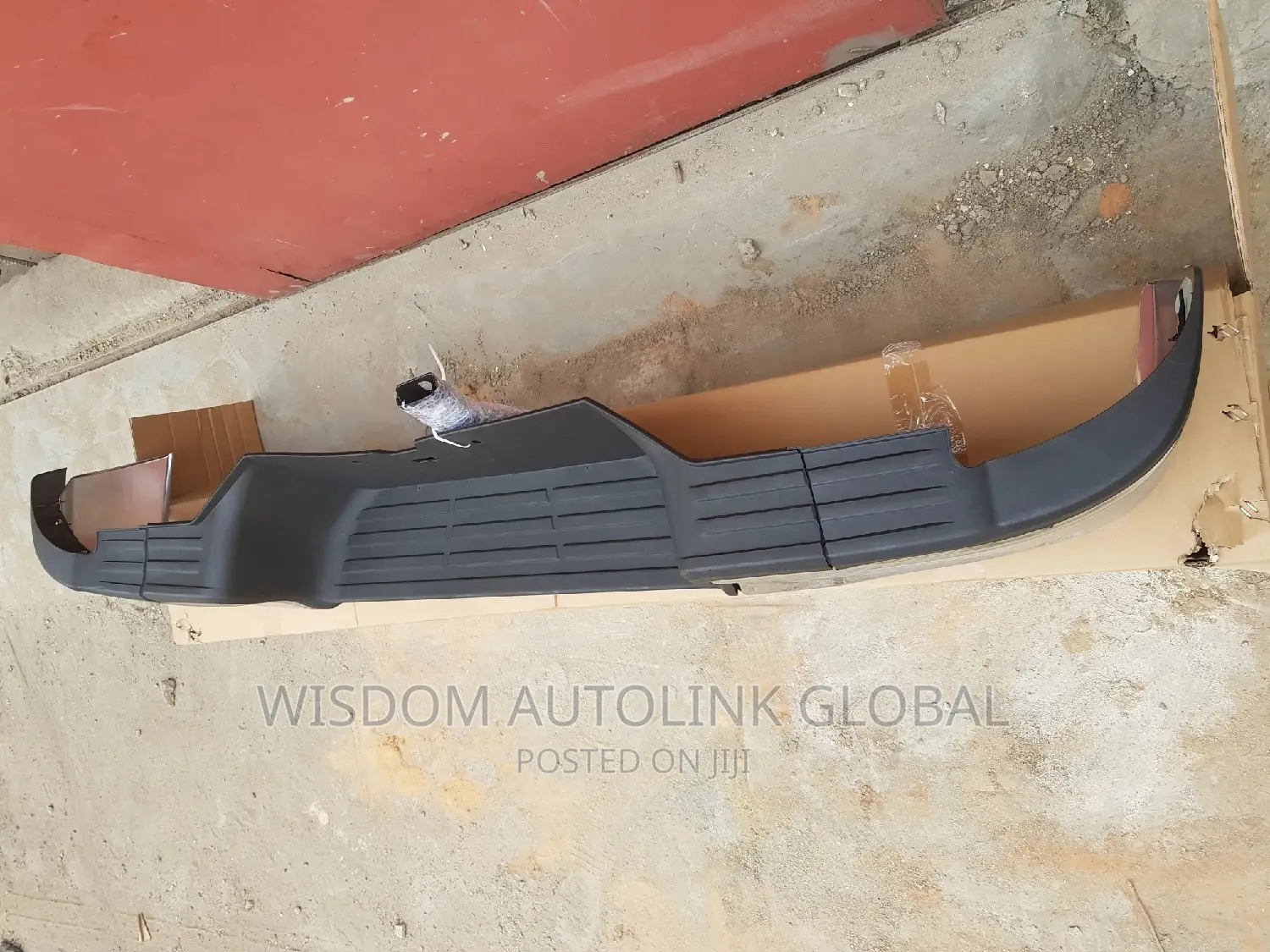 Rear Bumper For Toyota Hilux (Revo) 2015 To 2021 Follow Come