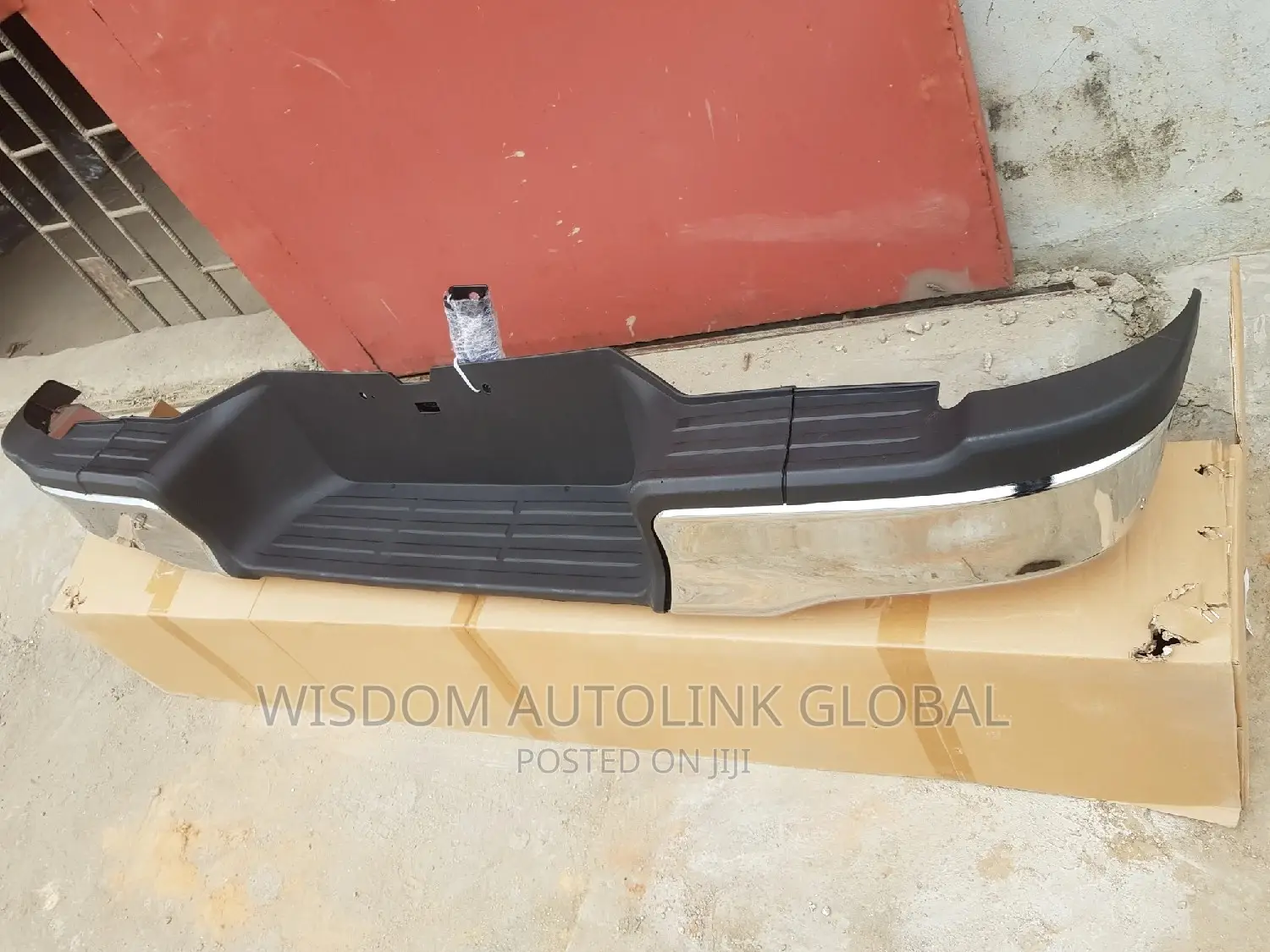 Rear Bumper For Toyota Hilux (Revo) 2015 To 2021 Follow Come