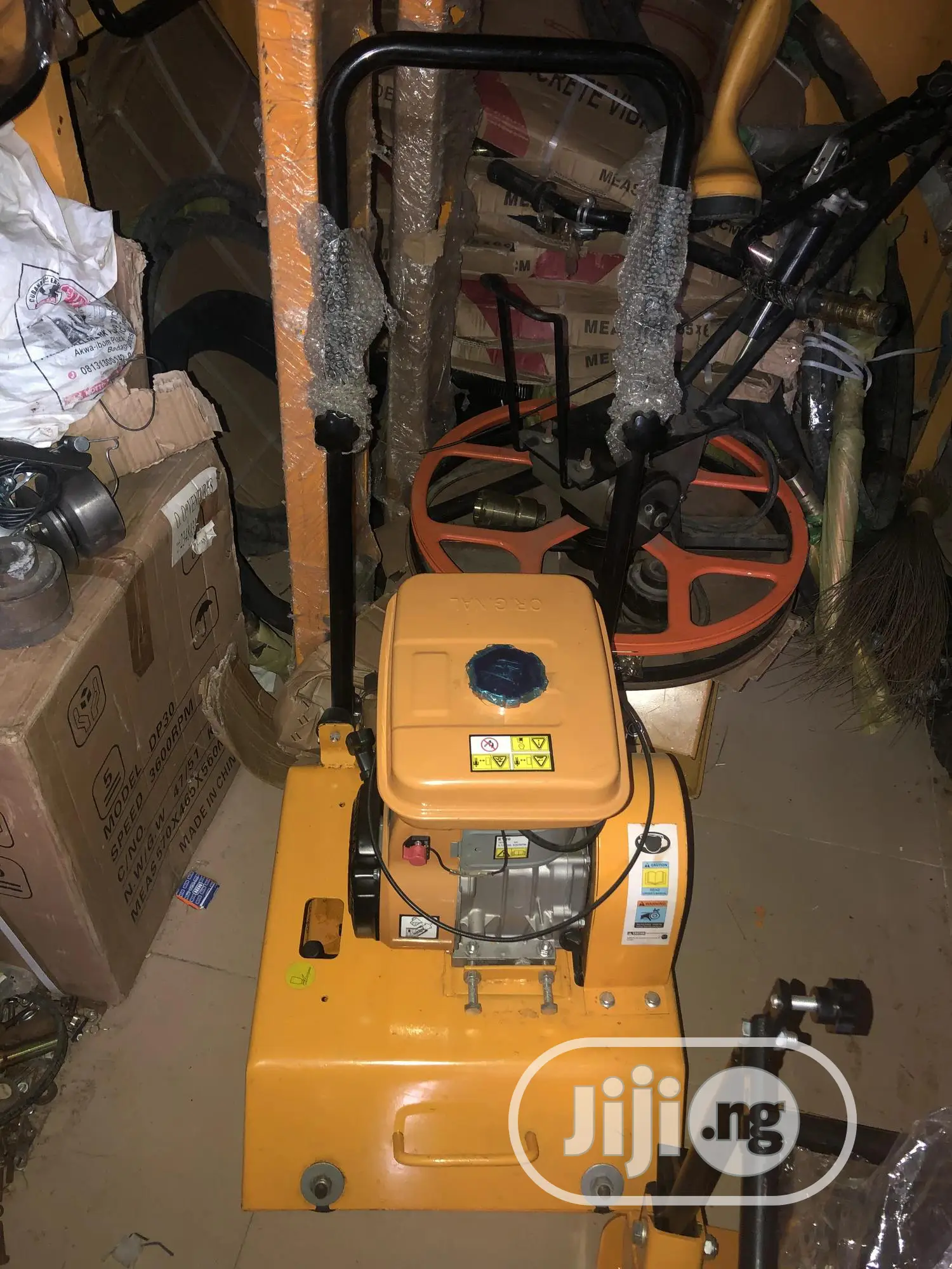 Plate Compactor Machine Professional 120