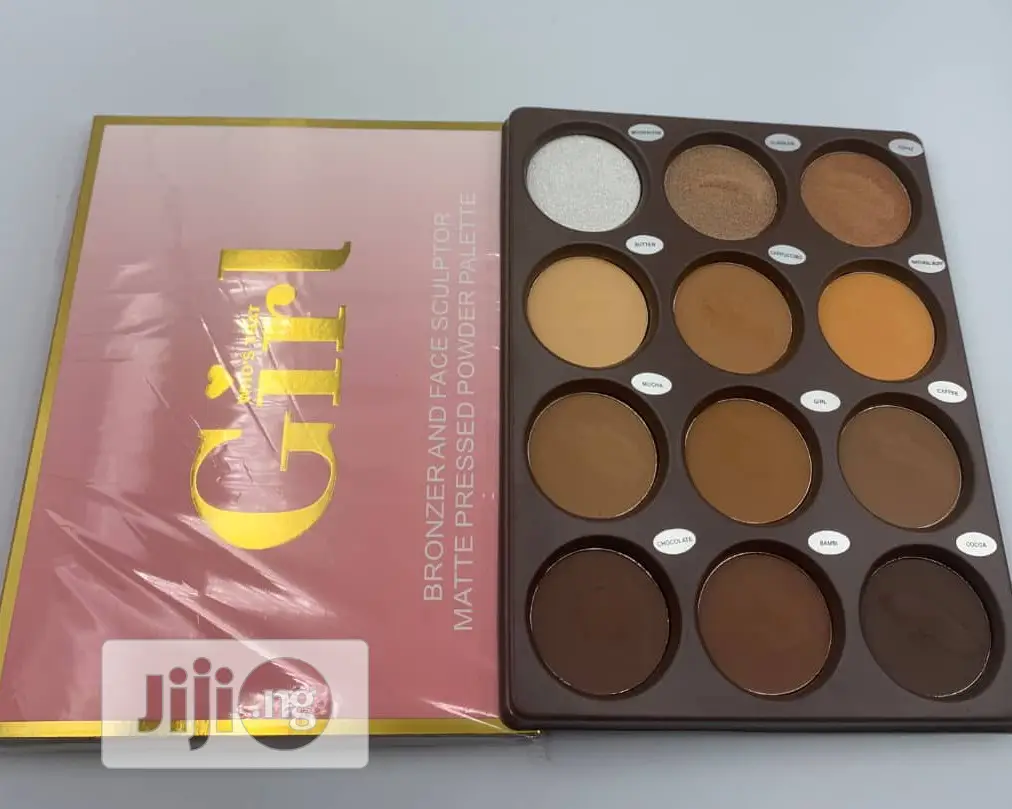 Girl 12 in 1 Powder Pallet
