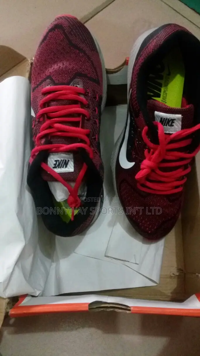 Nike Zoom Structure 18 Jugging Canvas Size 41