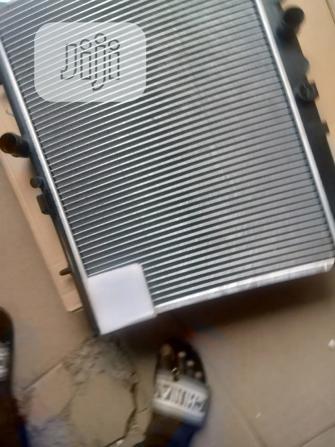 Radiator for Peogout 301
