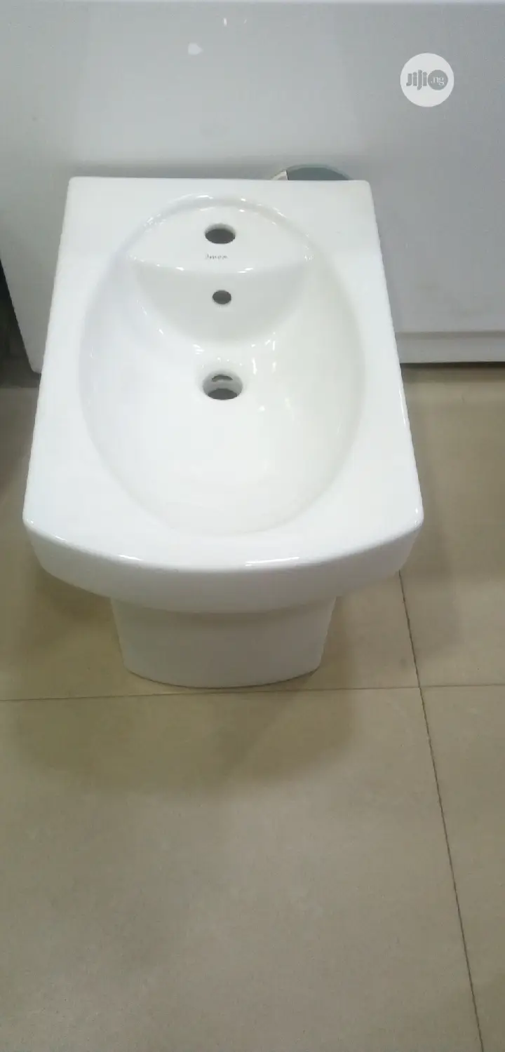 Urinary Bidet for Female.