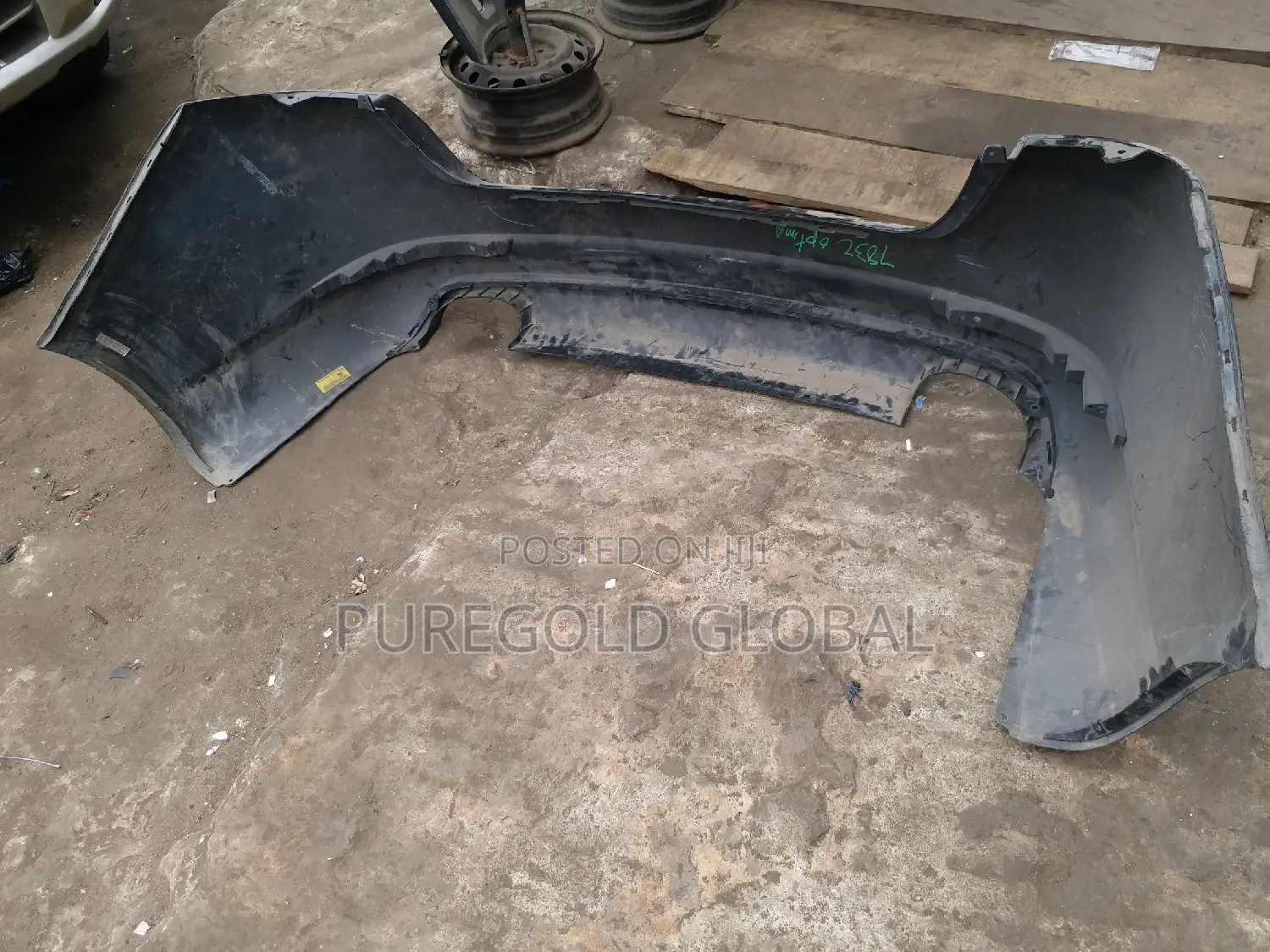 Optima K5 Back Bumper Double Exhaust.