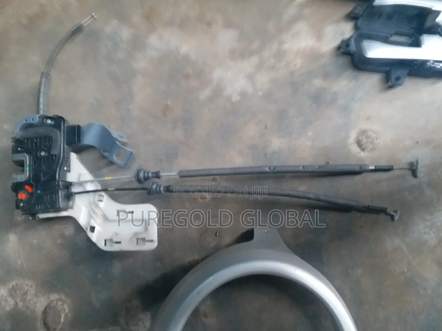 Door Catcher for Hyundai Sonata 2011 Model