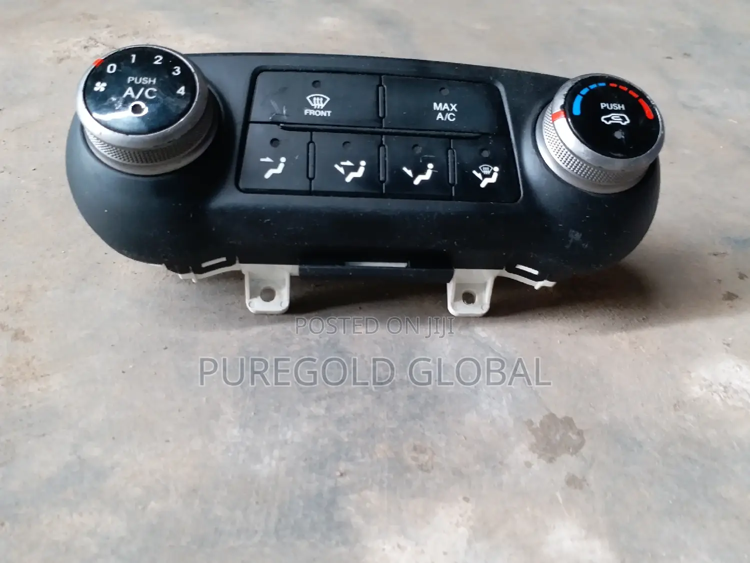 A.C Control Knob for Hyundai Ix35 2014 Model.