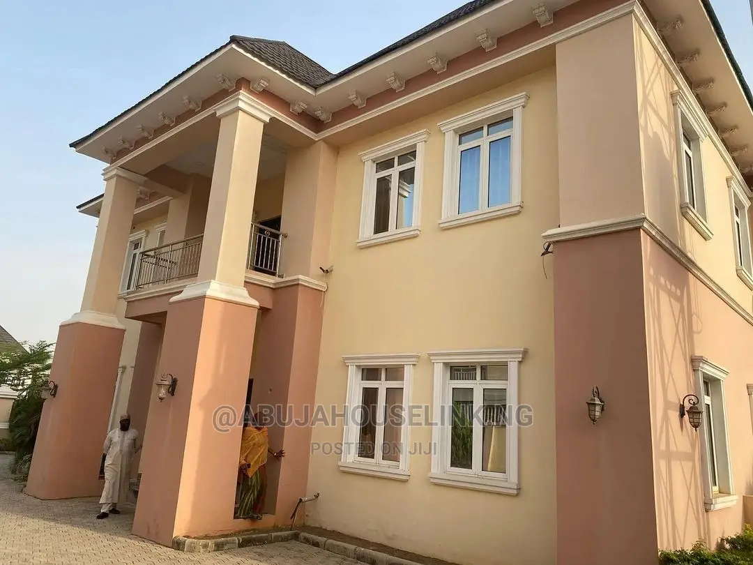 Furnished 6bdrm Duplex in Gwarimpa Estate, Gwarinpa for sale