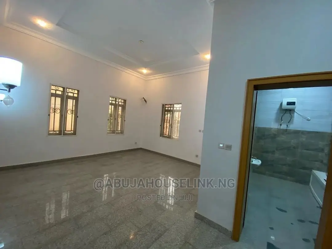 Furnished 6bdrm Duplex in Gwarimpa Estate, Gwarinpa for sale