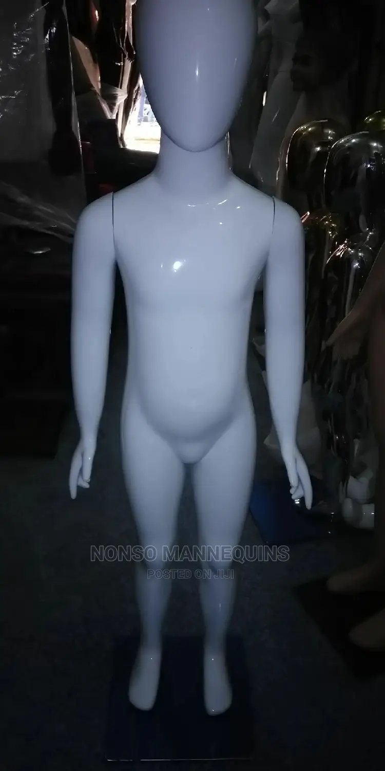 Glossy White Age 3 To 5 Years Display Mannequin