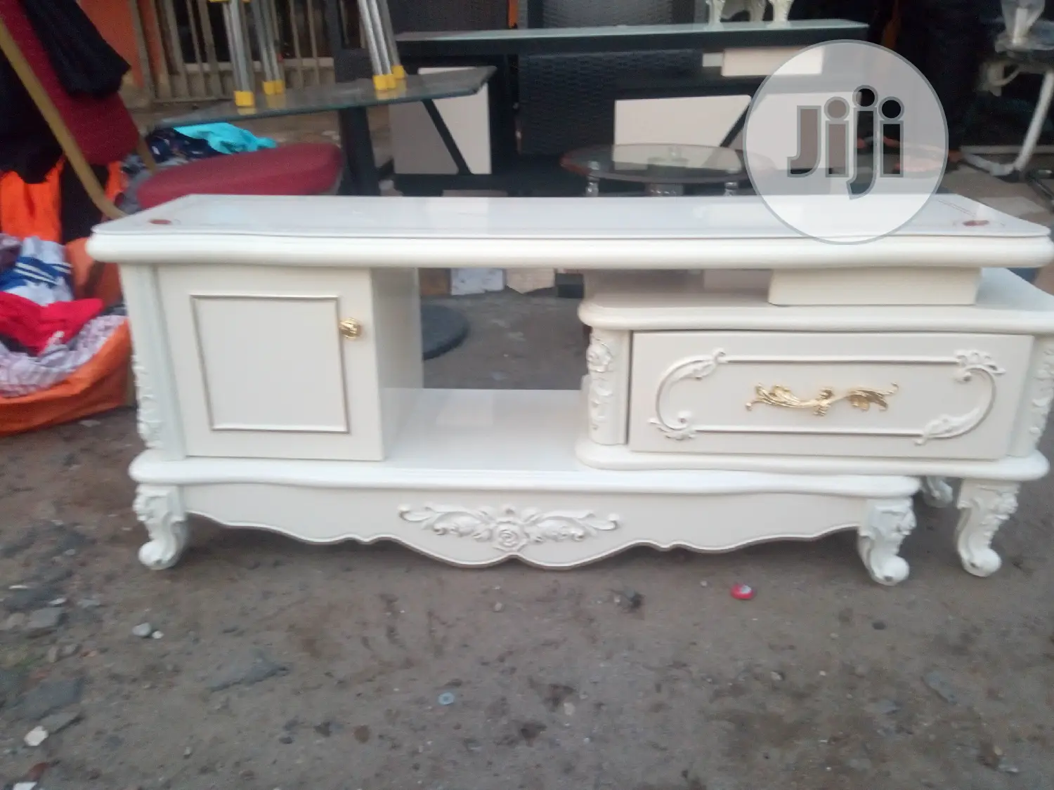 TV Stand King
