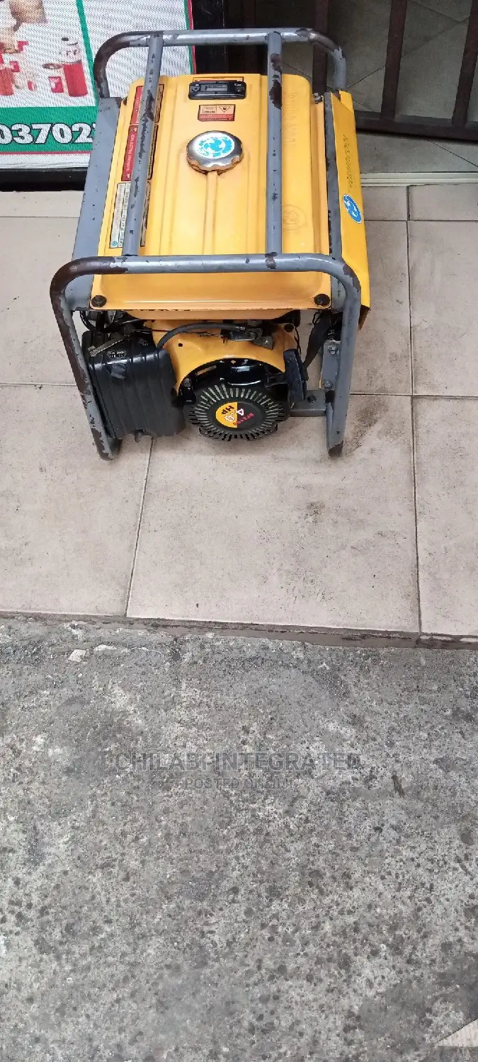 Neatly Used 1.5KVA THERMOCOOL 1200MS Medium Size AVR Gen
