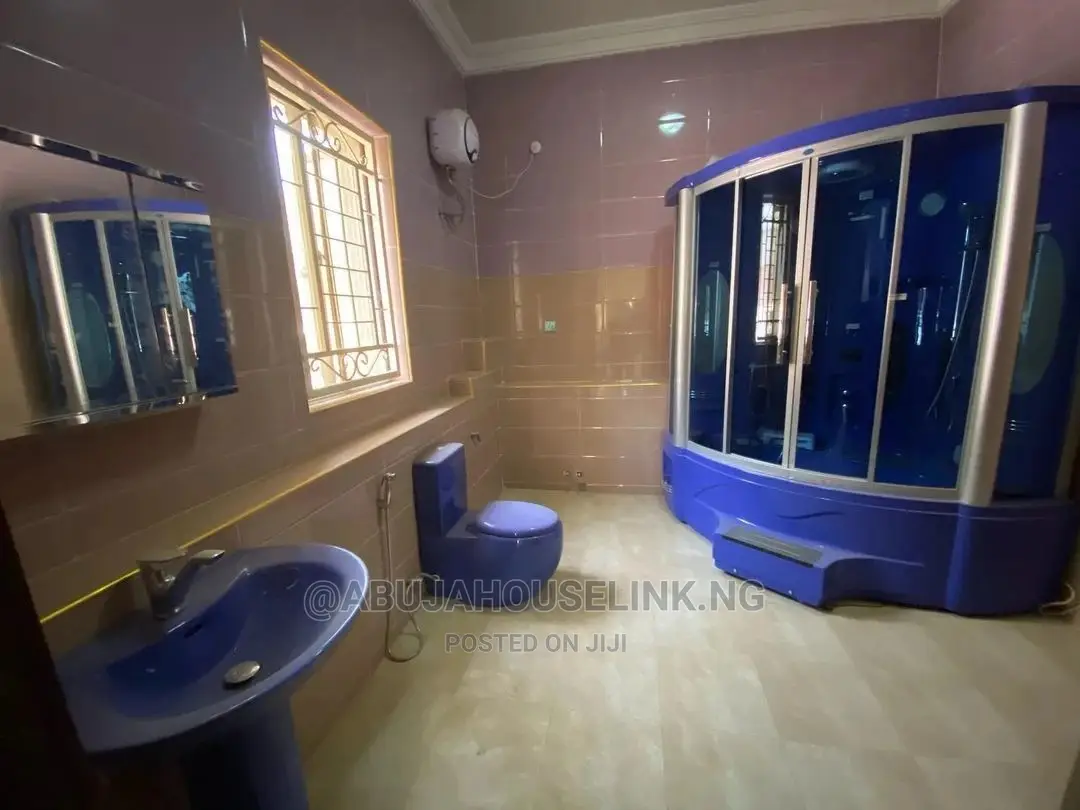 Furnished 7bdrm Mansion in Gwarinpa for sale