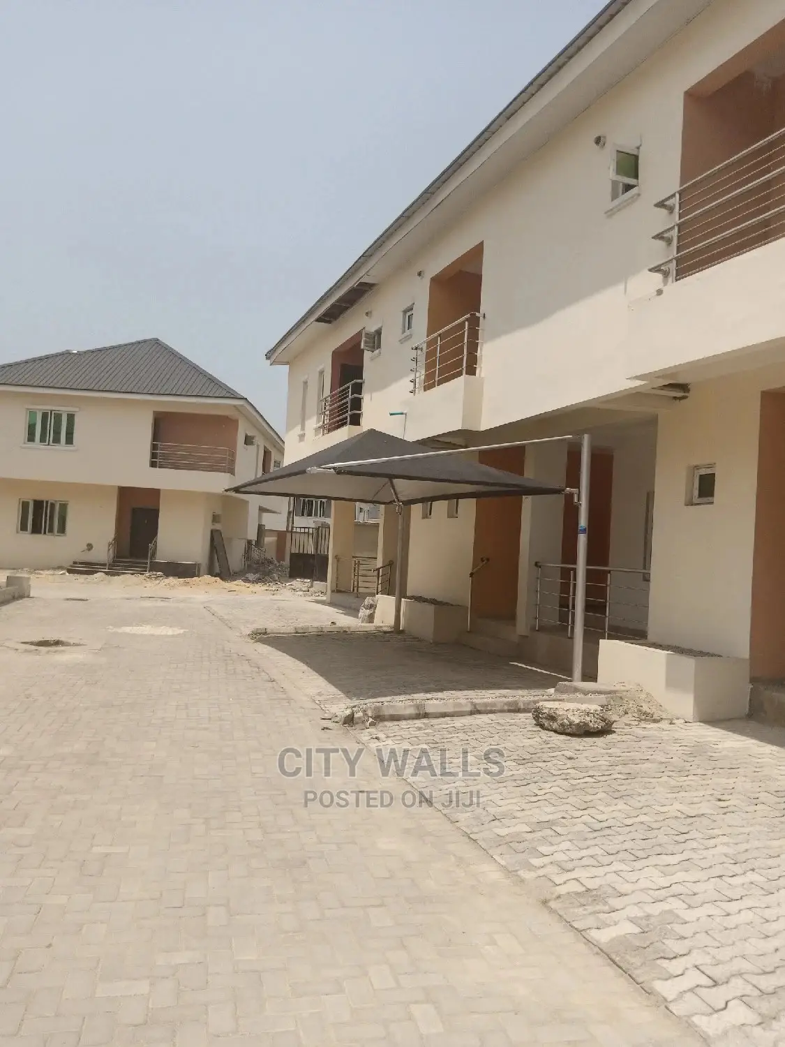 3bdrm Townhouse / Terrace in Ikate for rent