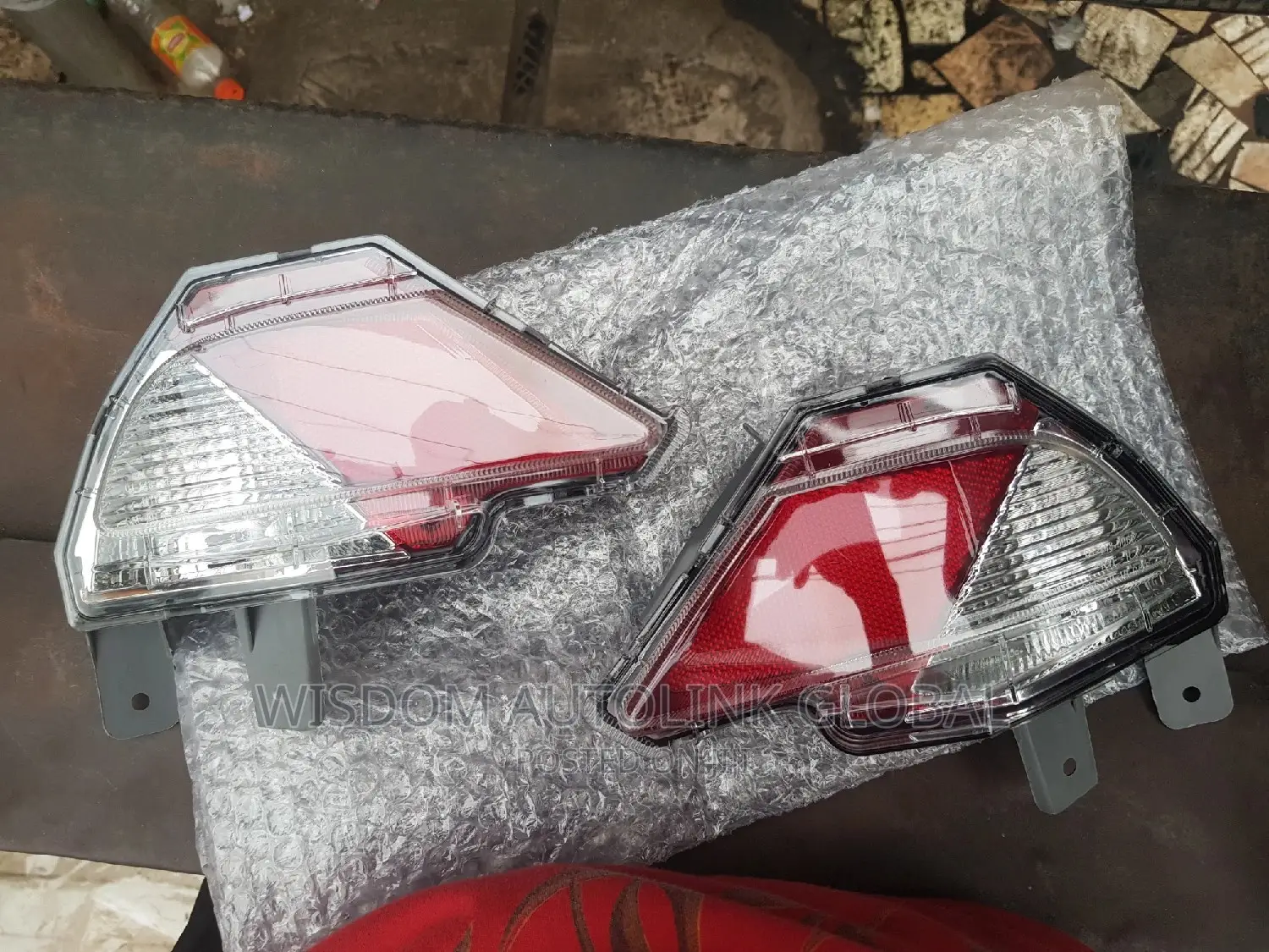 Rear Bumper Reflectors for Toyota Rav4 2016,2017 Model