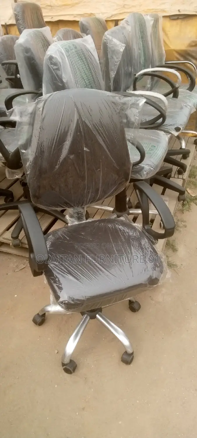 Reading Table Swivel Tokubo Chair