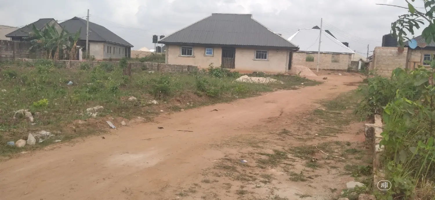 4bdrm Bungalow in Benin City for sale