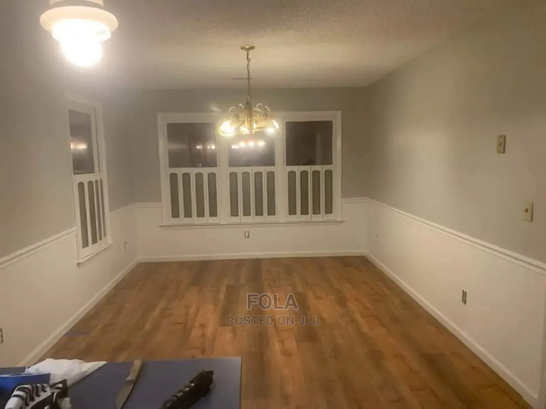 Suspended Ceilings /Pop Ceiling /Wooden Floor