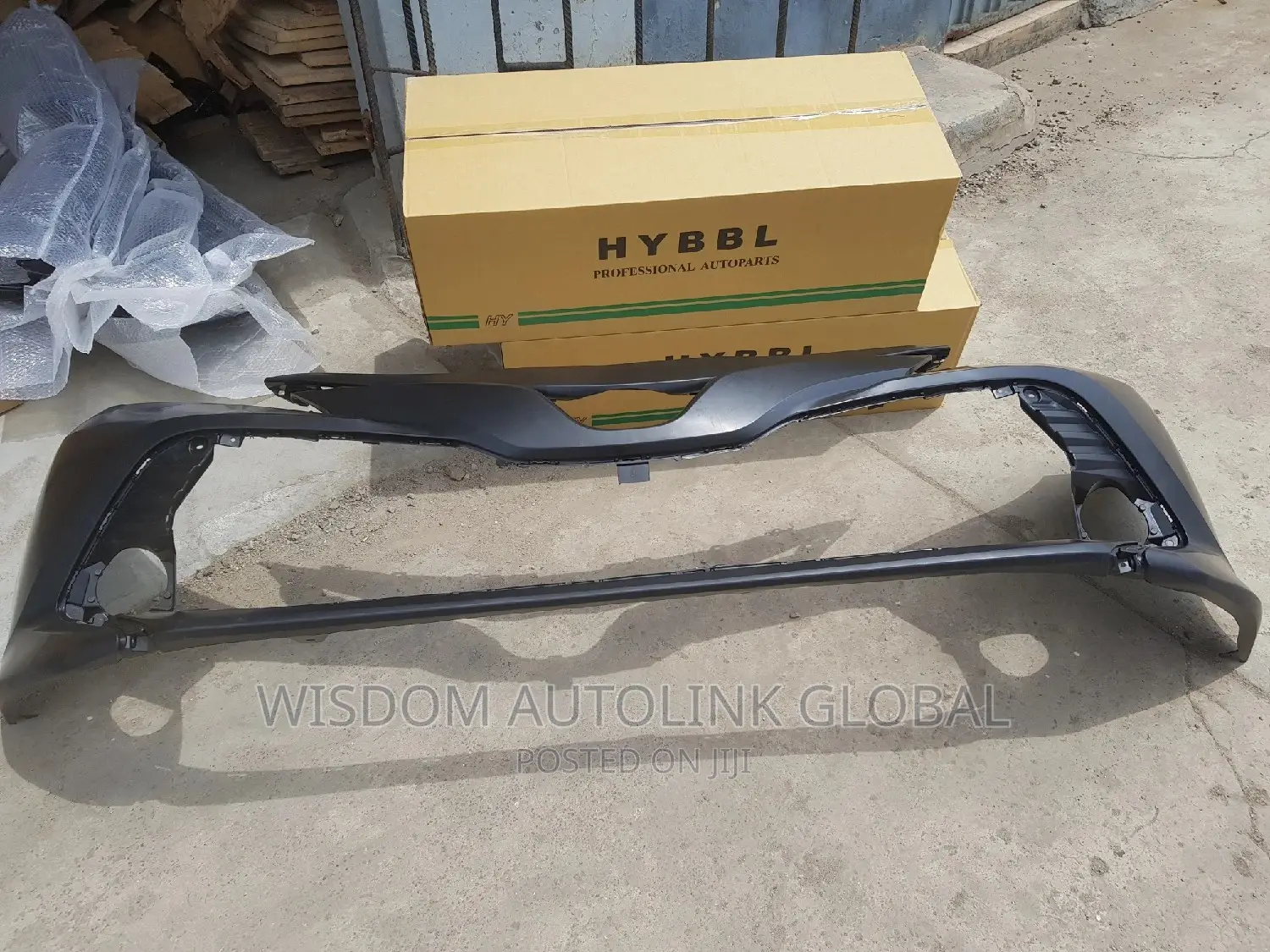 Front Bumper For Toyota Camry 2018,2019 Model L.E
