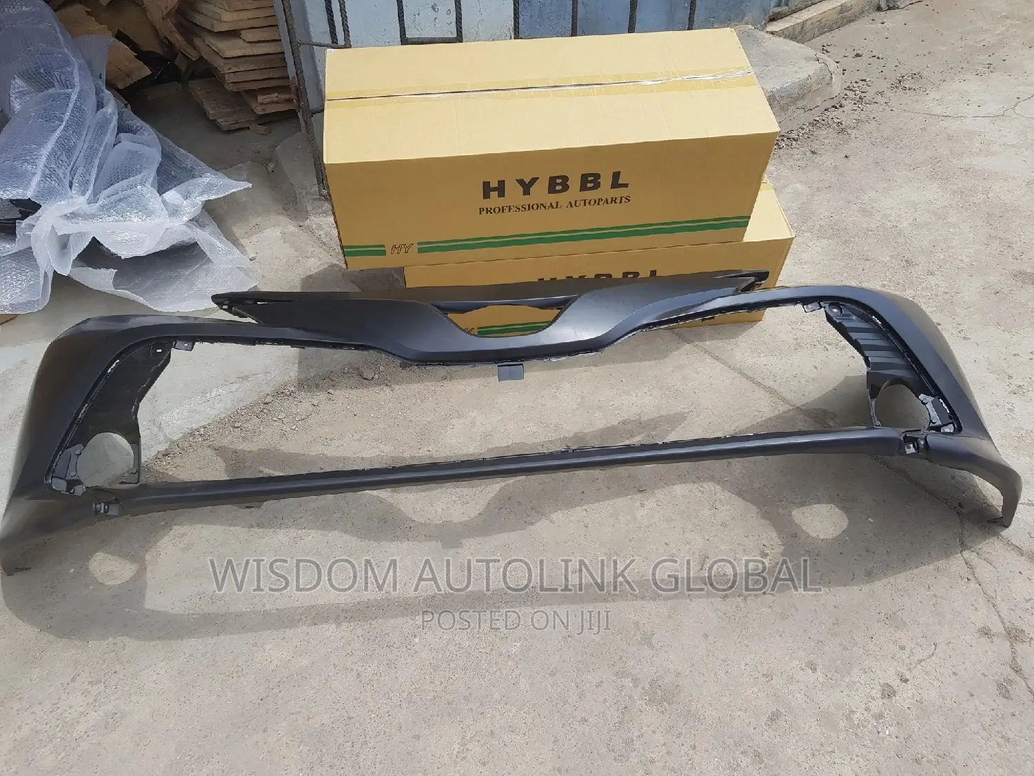 Front Bumper For Toyota Camry 2018,2019 Model L.E