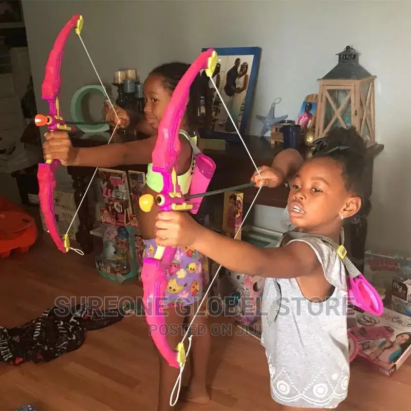 Shooting Simulation Bow and Arrow Set