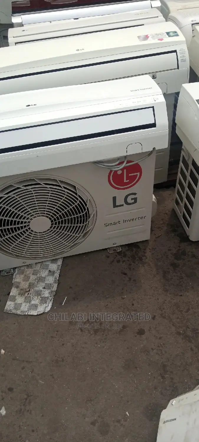 2 Month Old Semi New Smart Inverter 1.5hp LG Air Conditioner