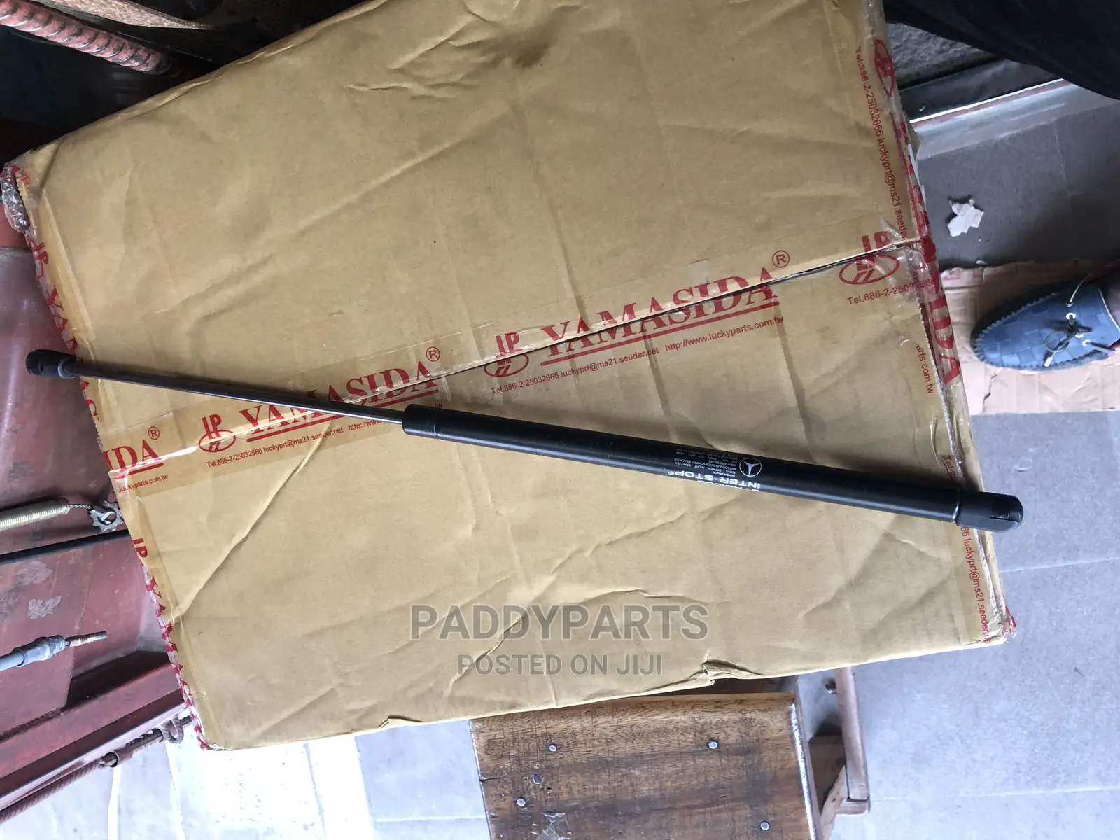 Mercedes Benz Gl450 Bonnet Shock