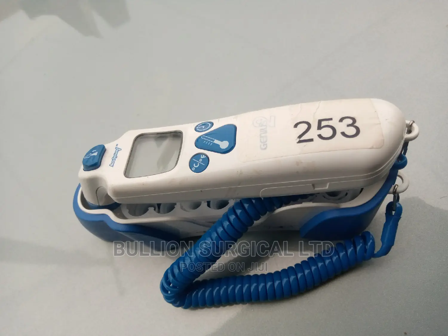 Ear Thermometer ( Accusystem)