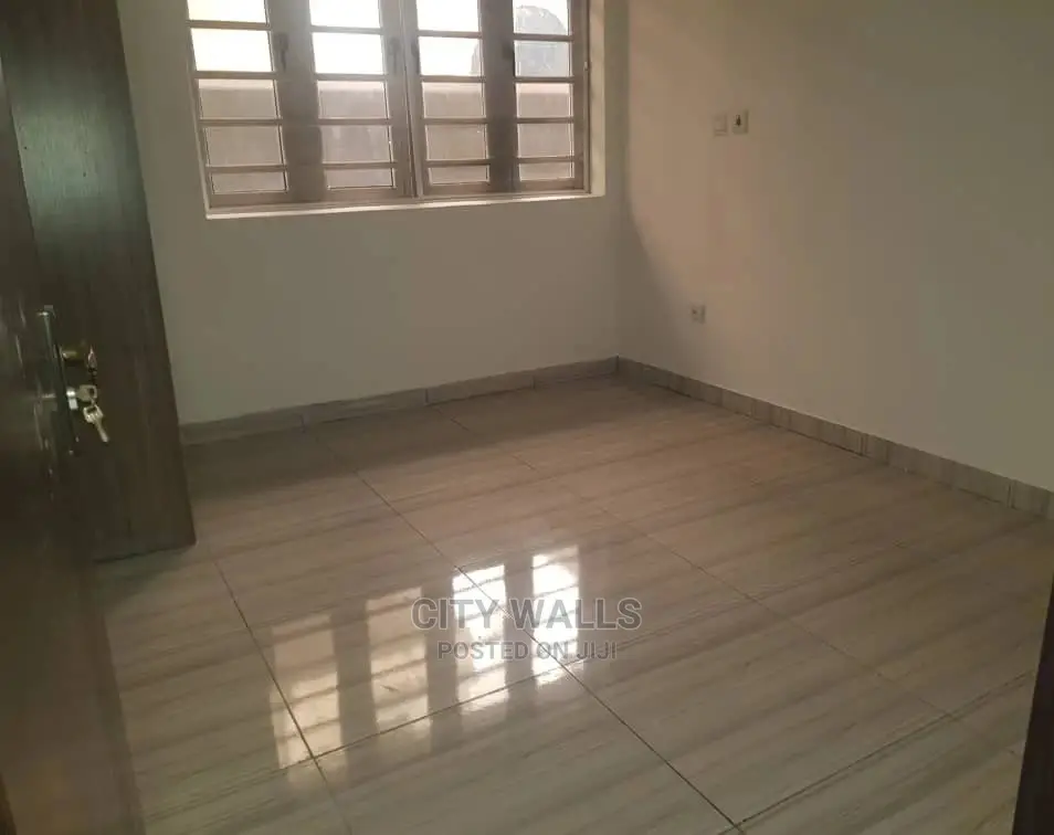 Spacious 4 Bedrooms Duplex For Rent