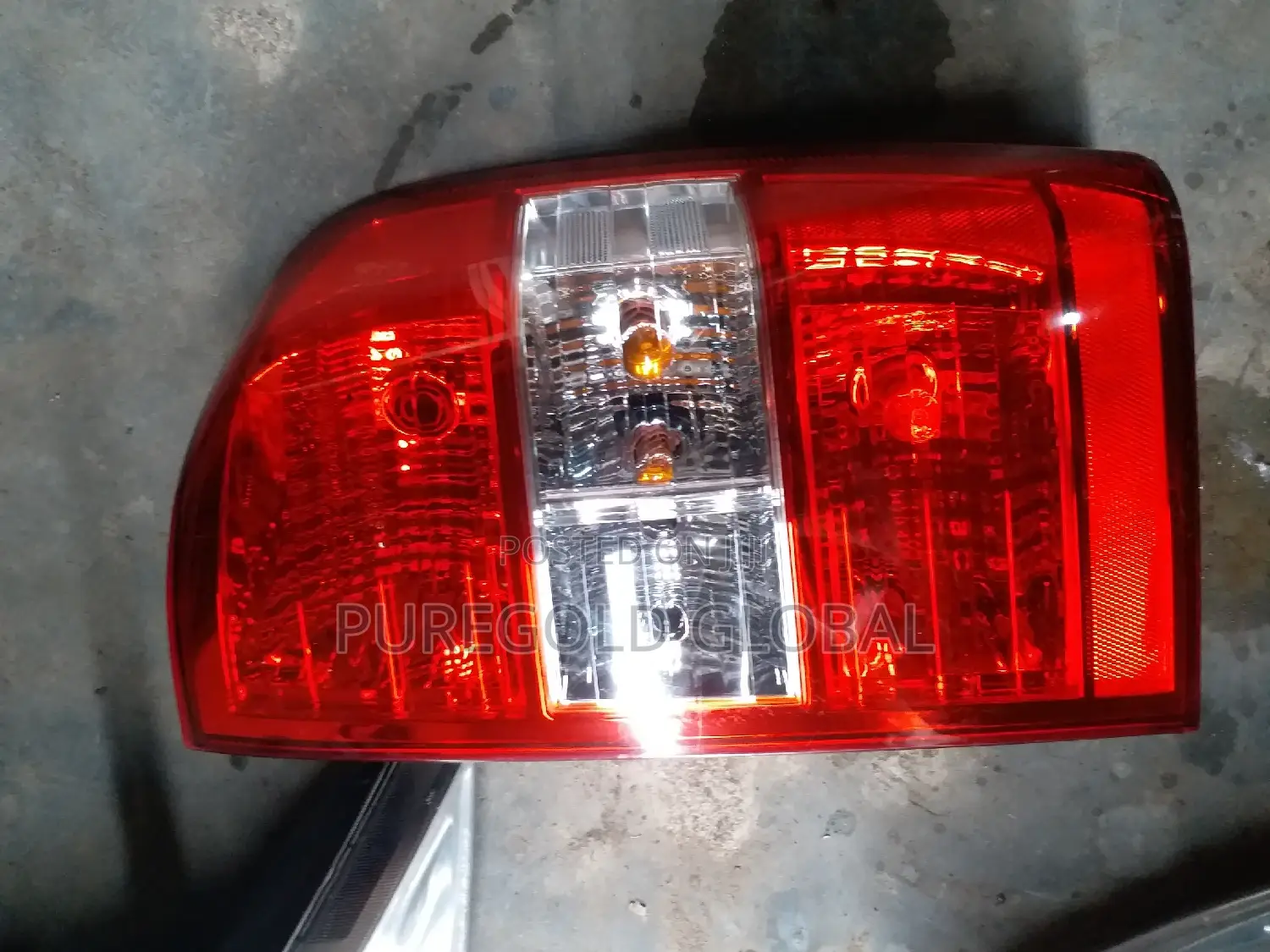 Sedona 2007 Model Rear Light