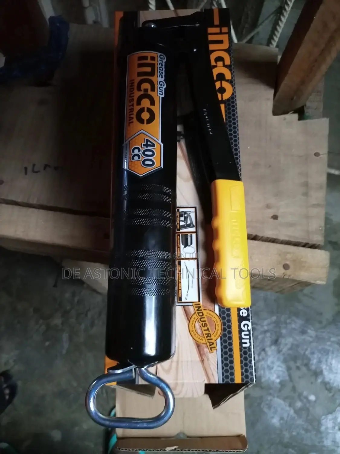Ingco Industrial Grease Gun