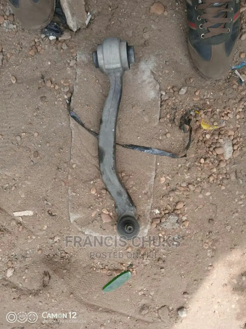 Lower Arm for Mercedes-Benz C240 or 203