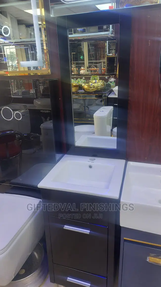 Quality England Bathroom Cabinet With Mirror