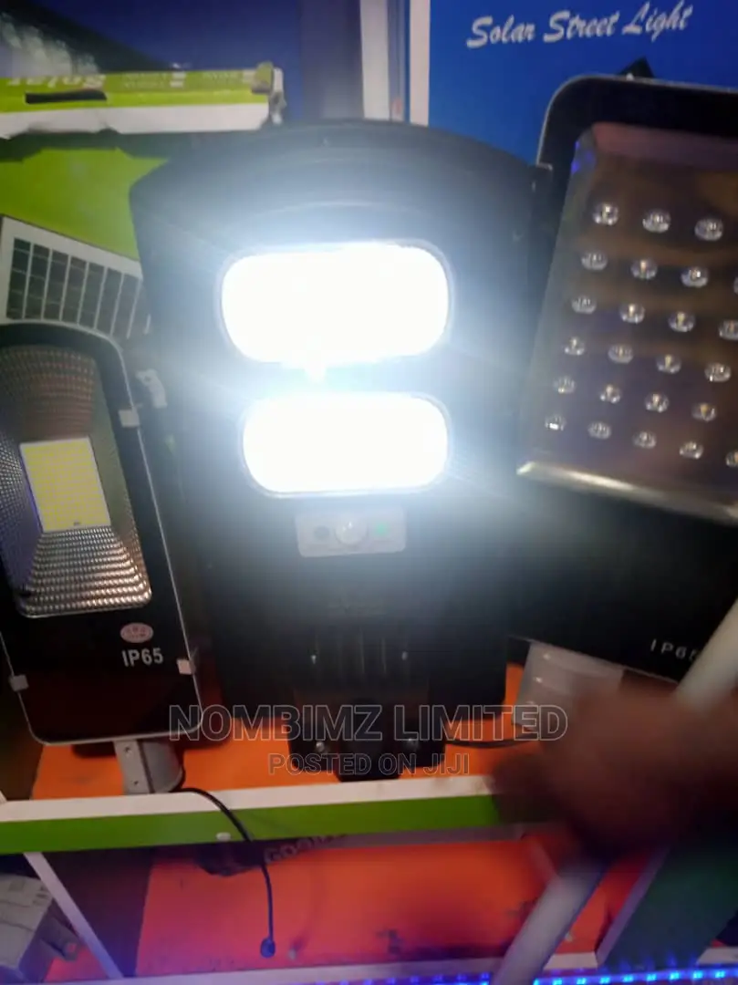 100w 2 Eyes Led Solar Street Light (All in One)
