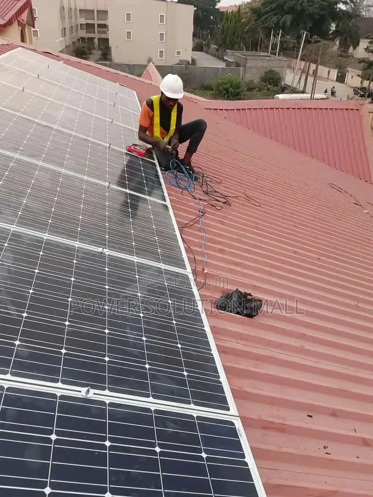 Quality 3.5kva Solar System With 4 Batteries 8 Panels