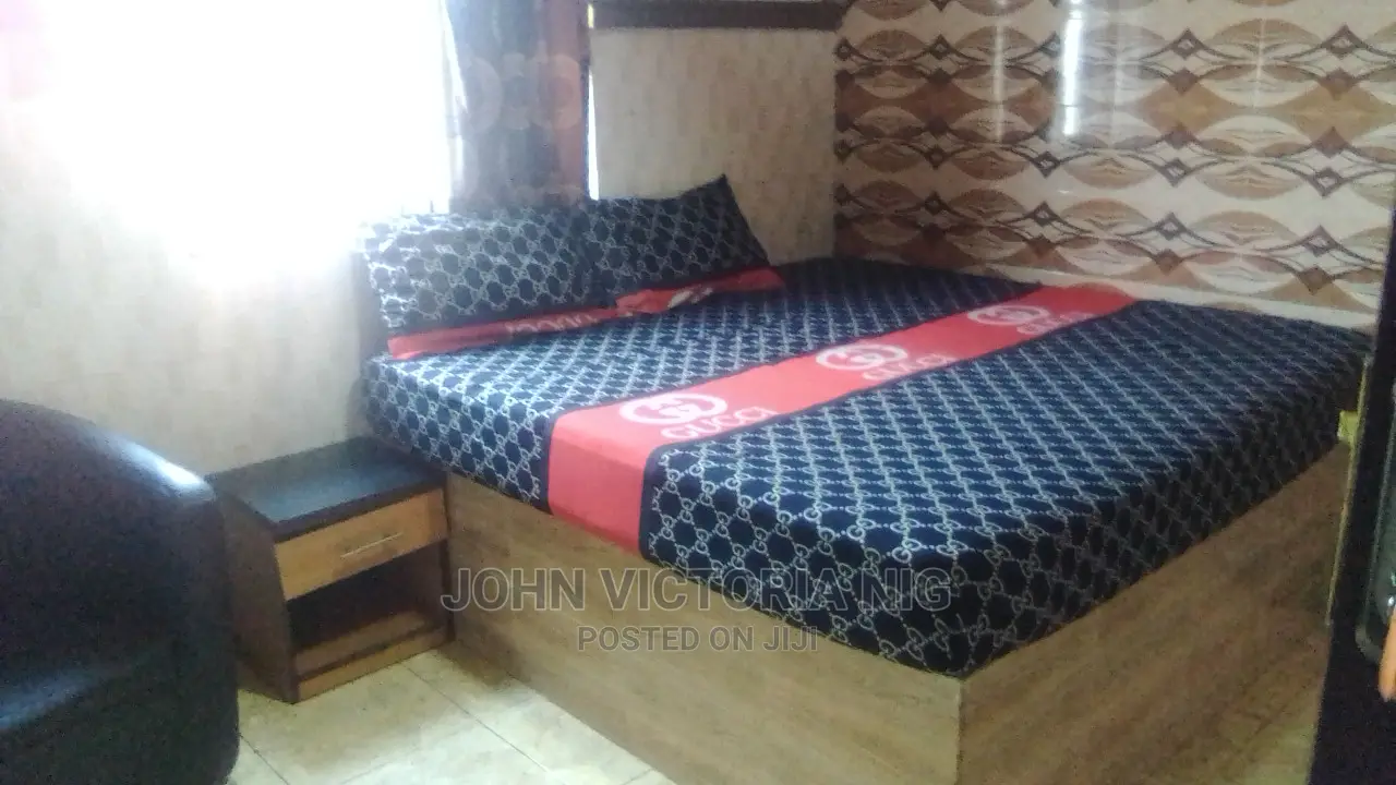 Furnished 10bdrm Chalet in Igbudu Estate, Oko Afo for sale