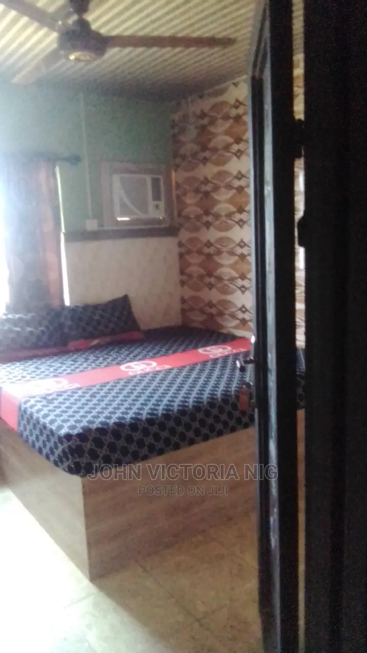 Furnished 10bdrm Chalet in Igbudu Estate, Oko Afo for sale