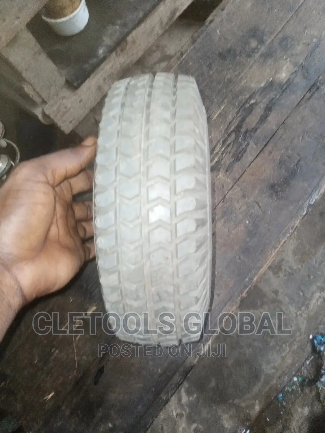 Air Pumping Tyre 4.00.4