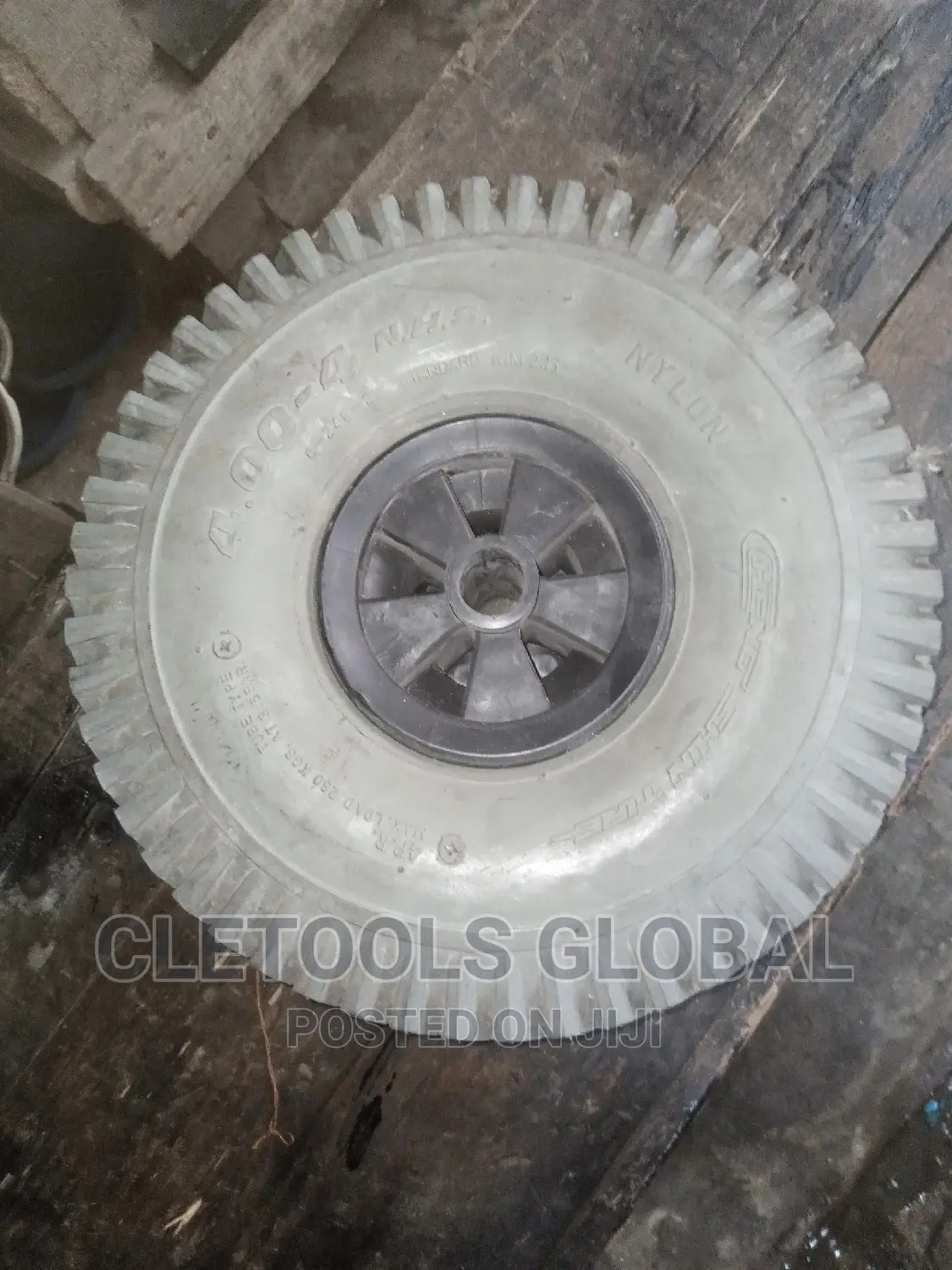 Air Pumping Tyre 4.00.4