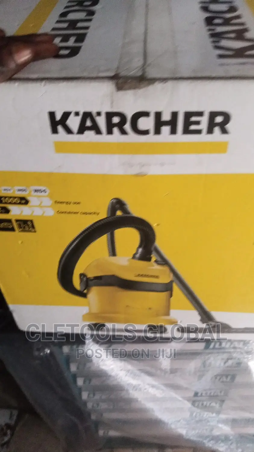 Wd2 Wet and Dryer Vacuum Cleaner Karcher