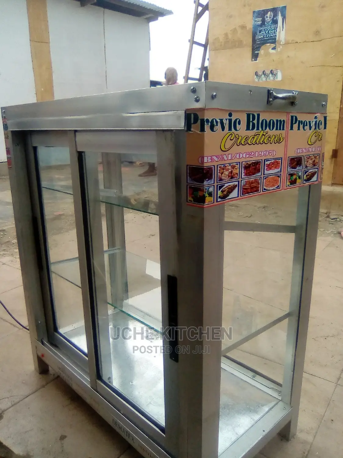 Warmer Show Glass