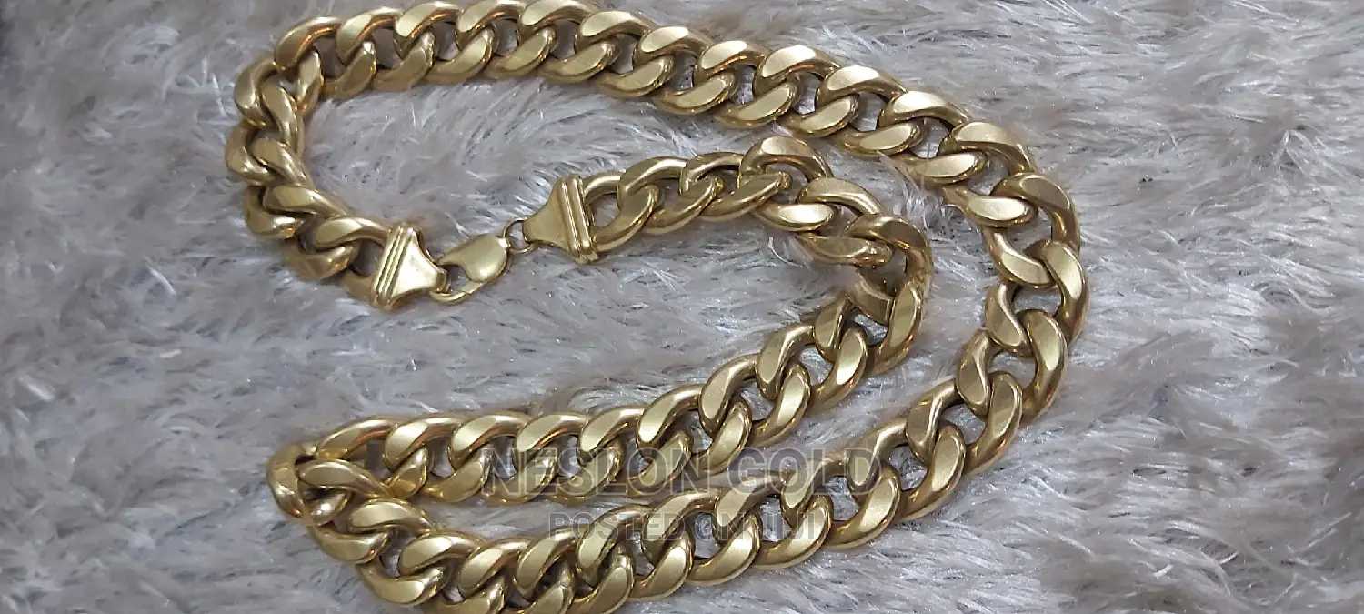 Pure 18karat Solid Gold Choker Cuban Design