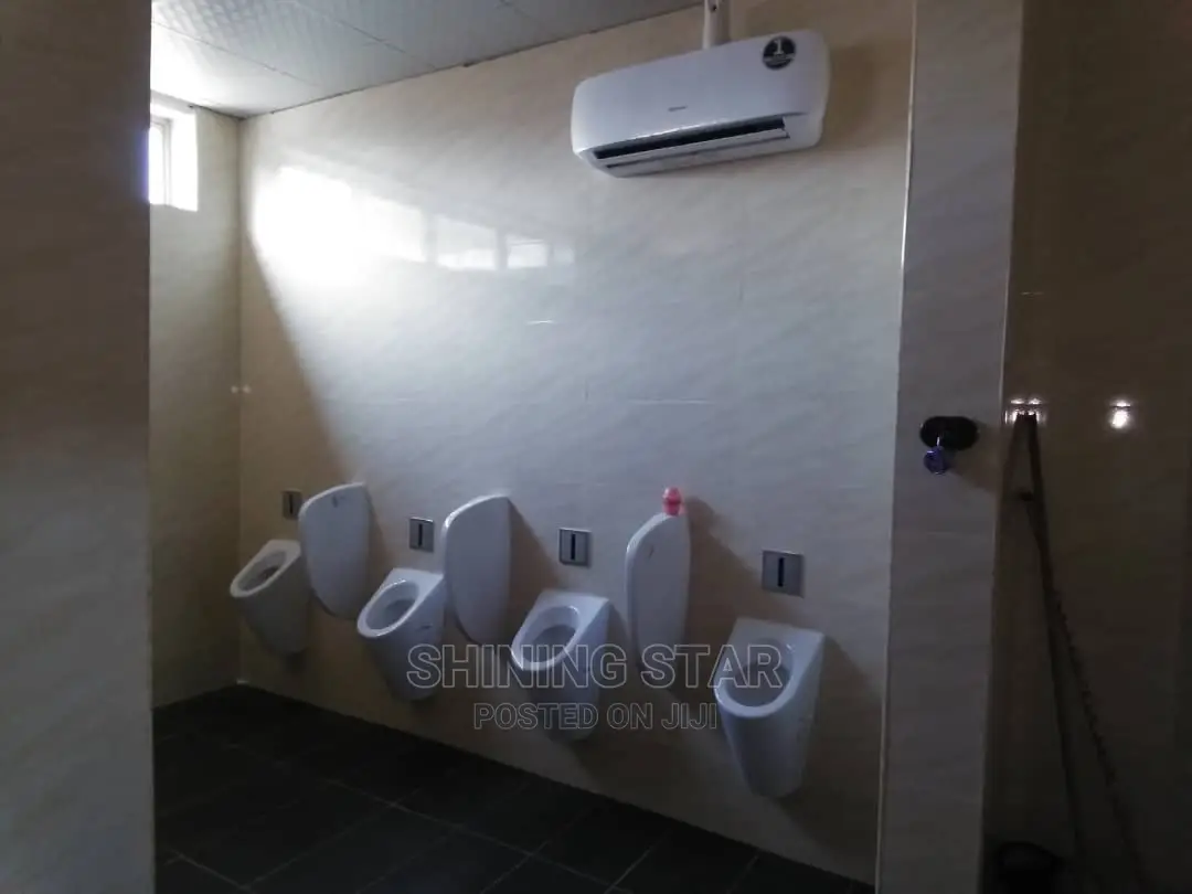 Urinal Divider