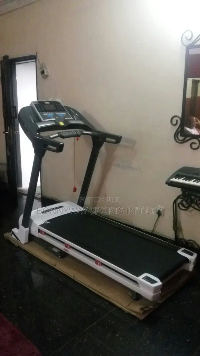 American Fitness 2.5hp Treadmill With Incline Nd Mp3player