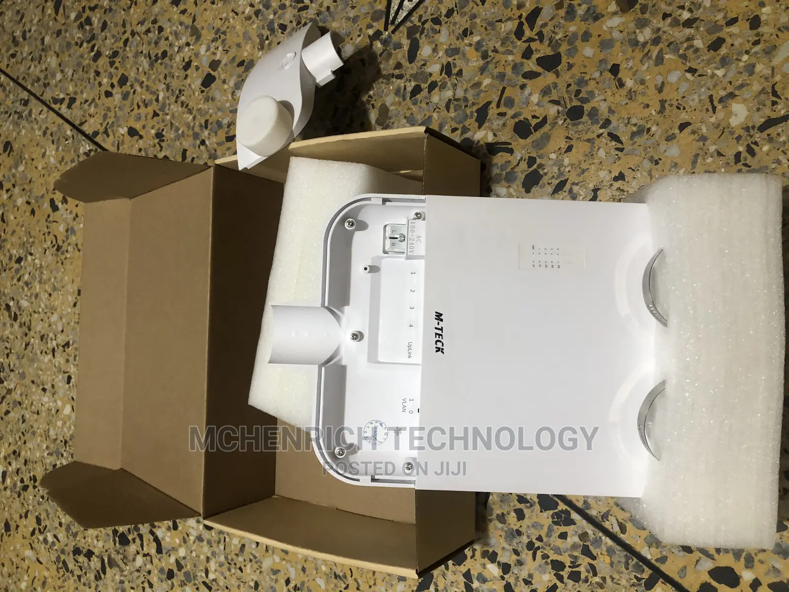 M-Teck Outdoor Poe Switch