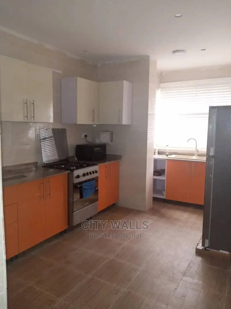 A Nicely Furnished 2bedrooms Shortlet